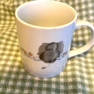 VTG Steinbeck for the Tuscany Collection Mug Elephant and Birdies Theme